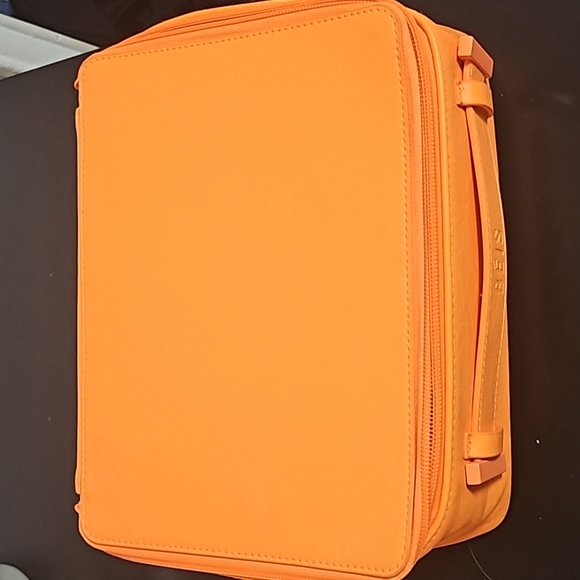 BEIS Handbags - BEIS cosmetic case